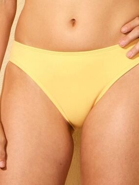 wild fable Yellow Low Rise Bikini Bottoms, Size XS, NWT